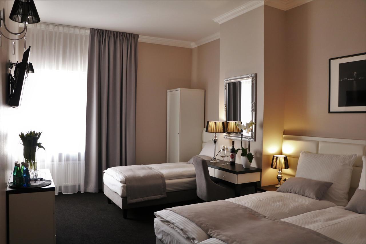 Superior Triple Room,605001558:JPEG